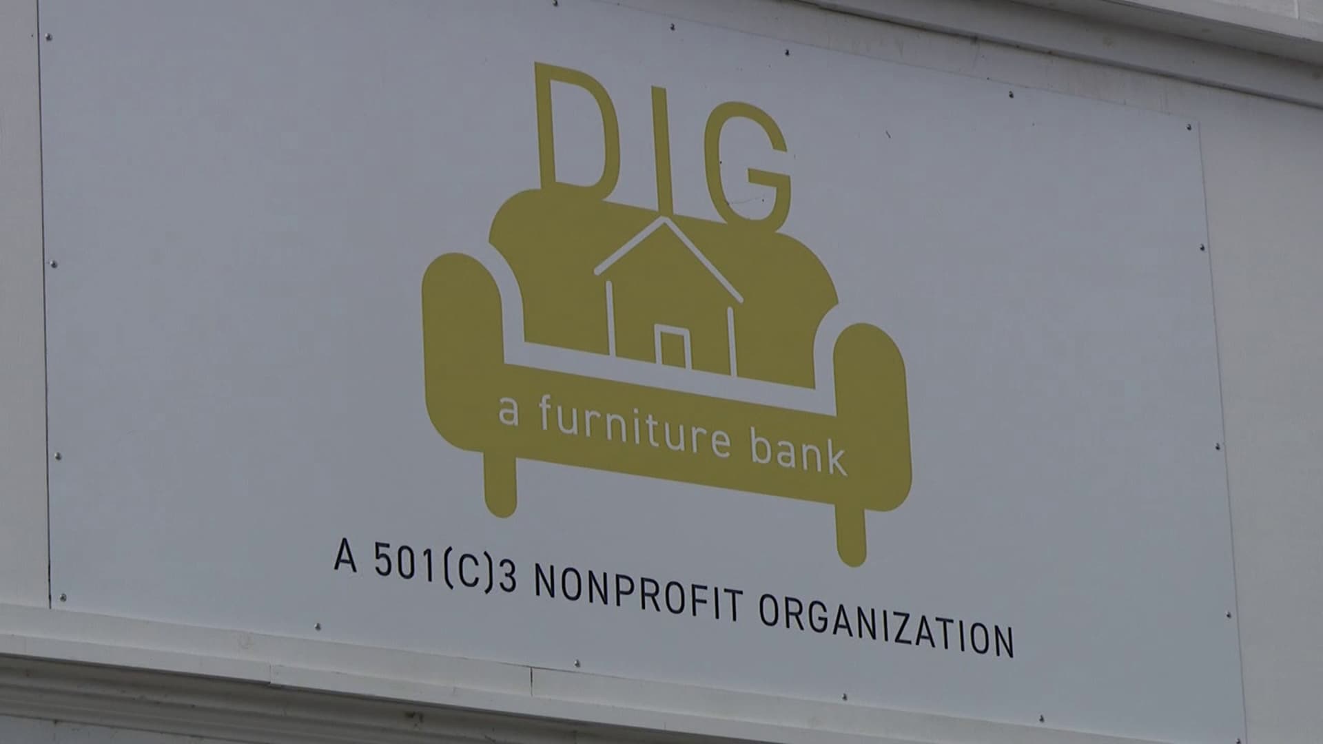 DIG Furniture Bank Gets $5,000 for Lewisburg Beds, Reaches 1,000 Families