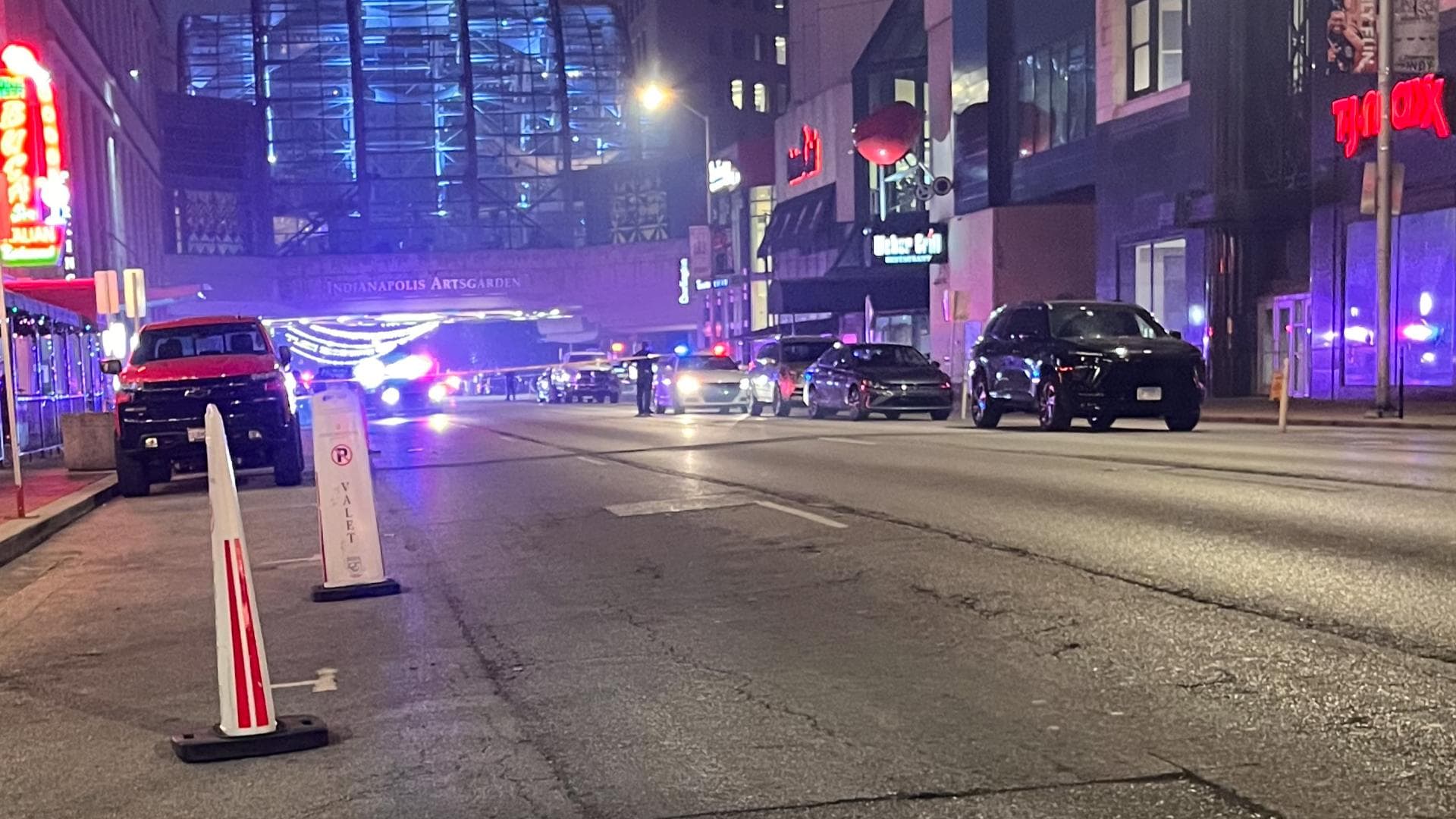 Indianapolis man fatally shot in downtown garage near convention center