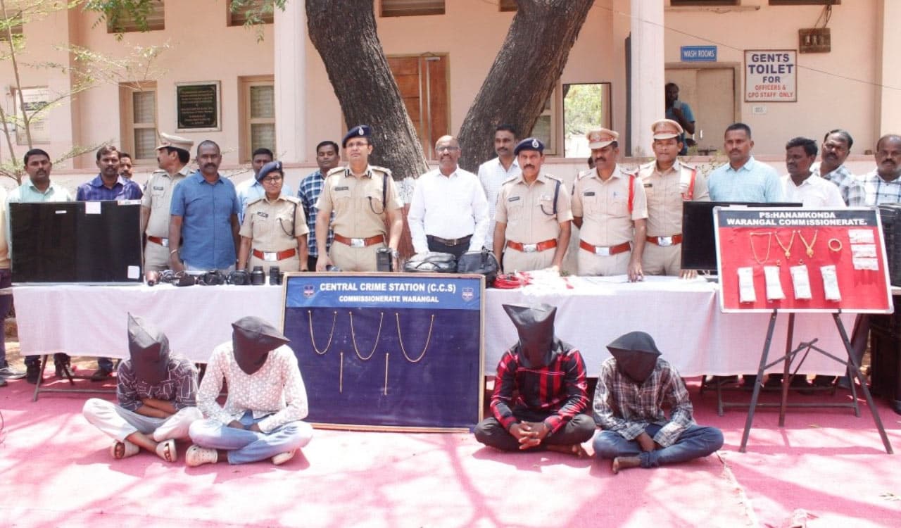 Warangal Police Arrest Two Men, Recover 95g Gold in Chain-Snatching Bust