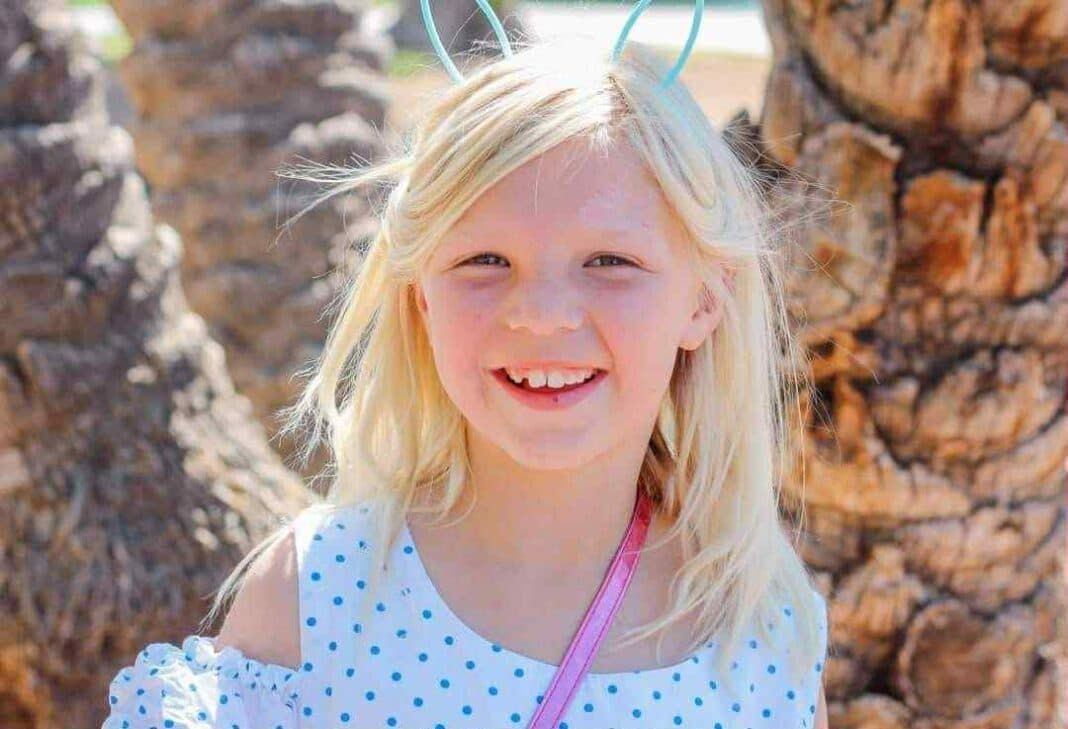 Father and Girlfriend Charged in Death of Apache County Child