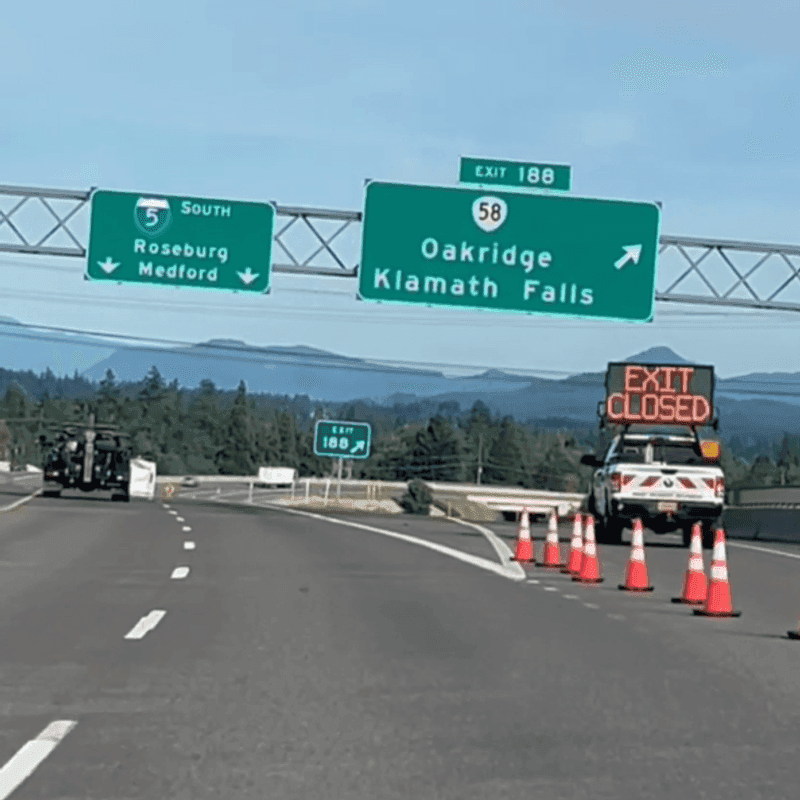 Eugene man dies in rollover crash at I-5, Highway 58 interchange
