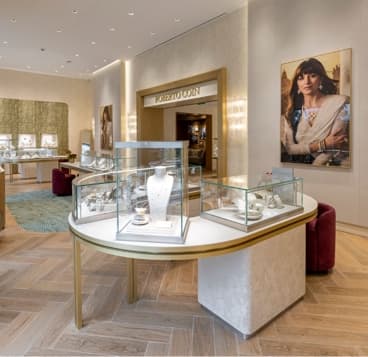 Jennifer Yee spots Roberto Coin's everyday-luxe favorites in Miami boutique