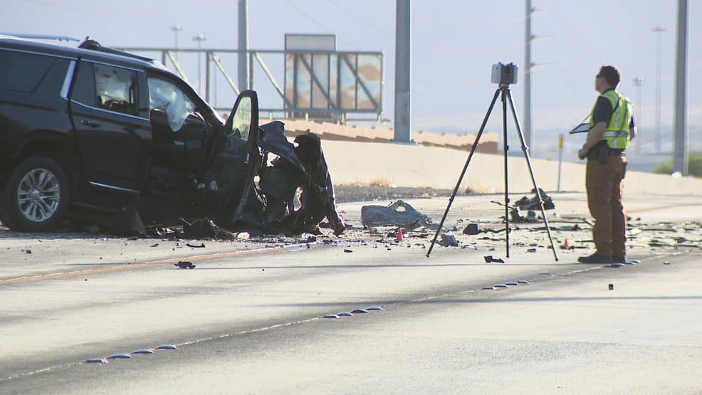 Adult Male Pedestrian Killed by Sedan on Charleston Park Avenue in Pahrump