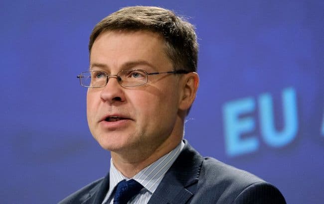 European Commission Advances Plan to Use Frozen Russian Assets for Ukraine
