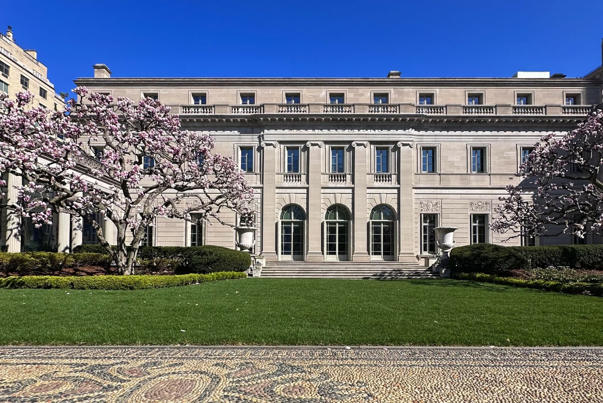 Frick Collection and Louis Vuitton launch three-year cultural partnership