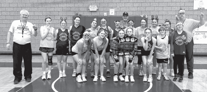 Two Harbors girls basketball seniors honor eight teachers at combined Senior Night