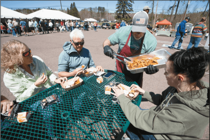 Beaver Bay smelt fry and outdoor sports expo draws 750 to celebrate North Shore tradition