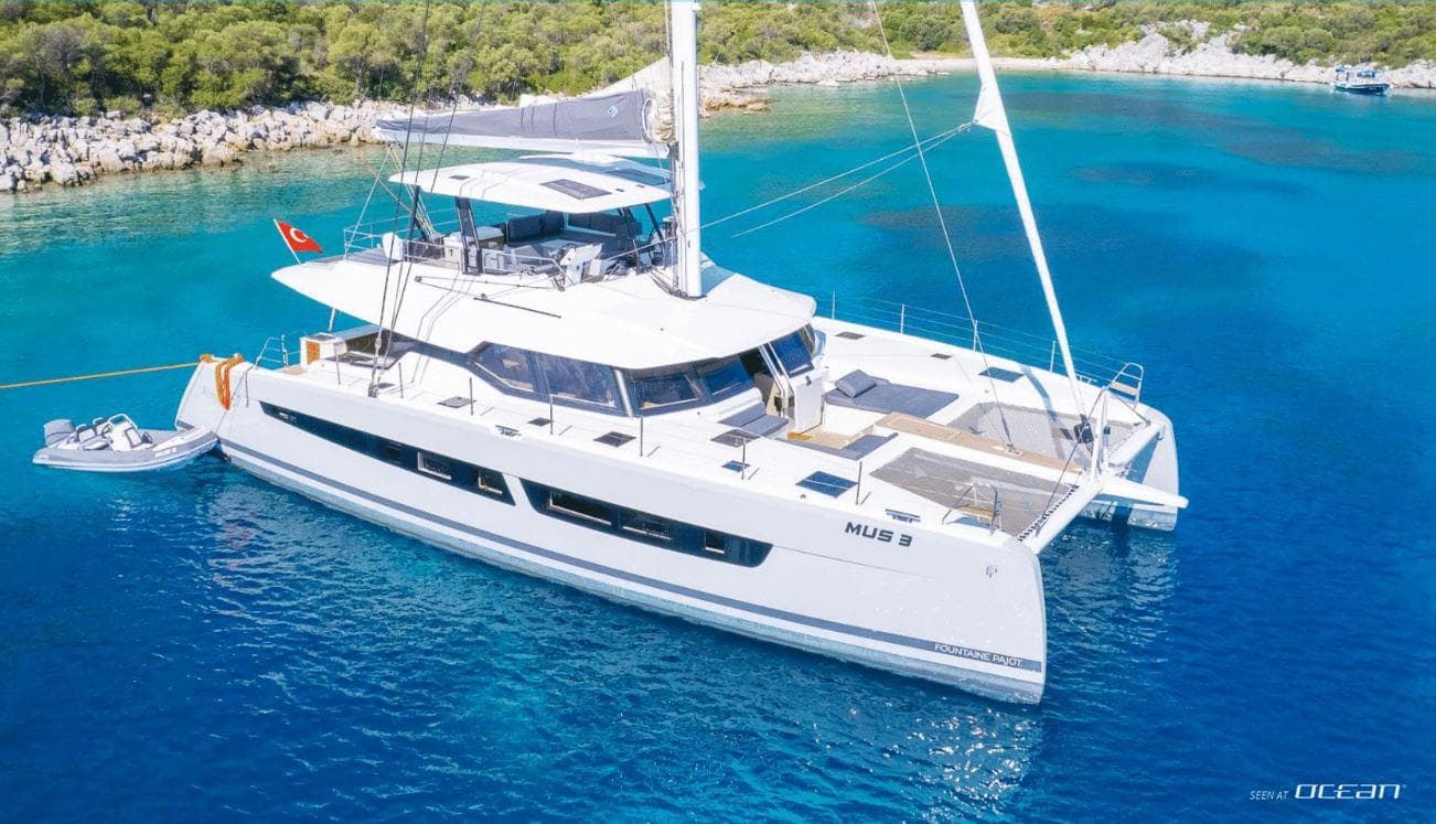 Preparing Luxury Crewed Catamarans for Charter Success in 2026