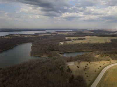Clinton Lake back on Kansas harmful algae watch list