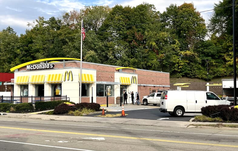 Minneapolis Uptown McDonald’s Locks Dining Room Doors During Business Hours