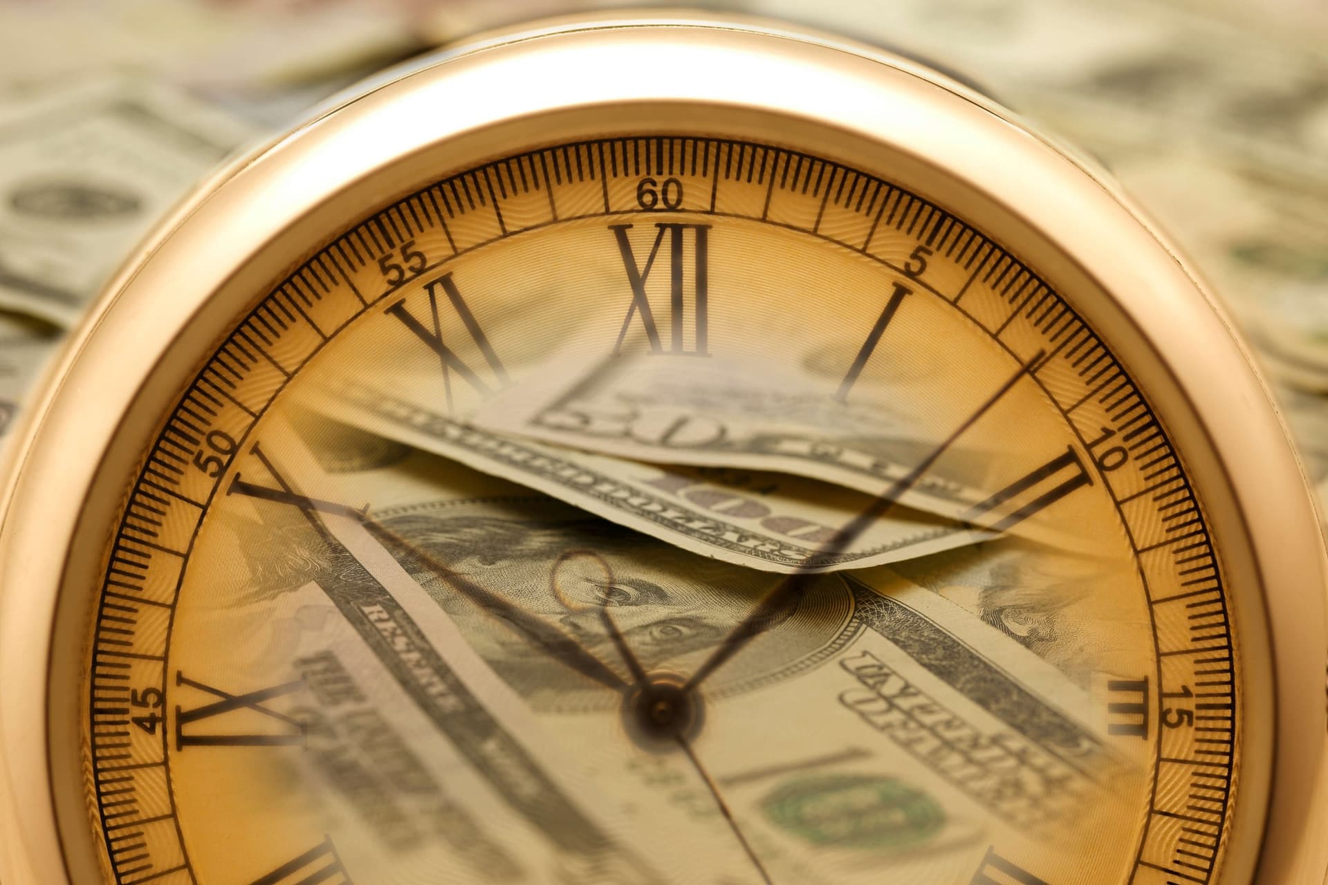 2026 minimum wage hikes complicate restaurant pay compliance nationwide