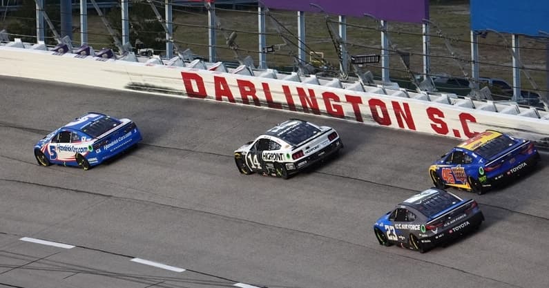 Briscoe Books Playoff Passage as NASCAR Playoffs Ignite at Darlington