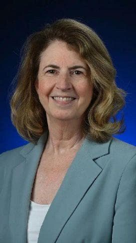 Ole Miss professor Debora Halpern Wenger wins national broadcast journalism honor