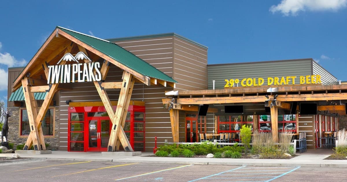 FAT Brands splits up in bankruptcy sale, Twin Peaks and others sold separately