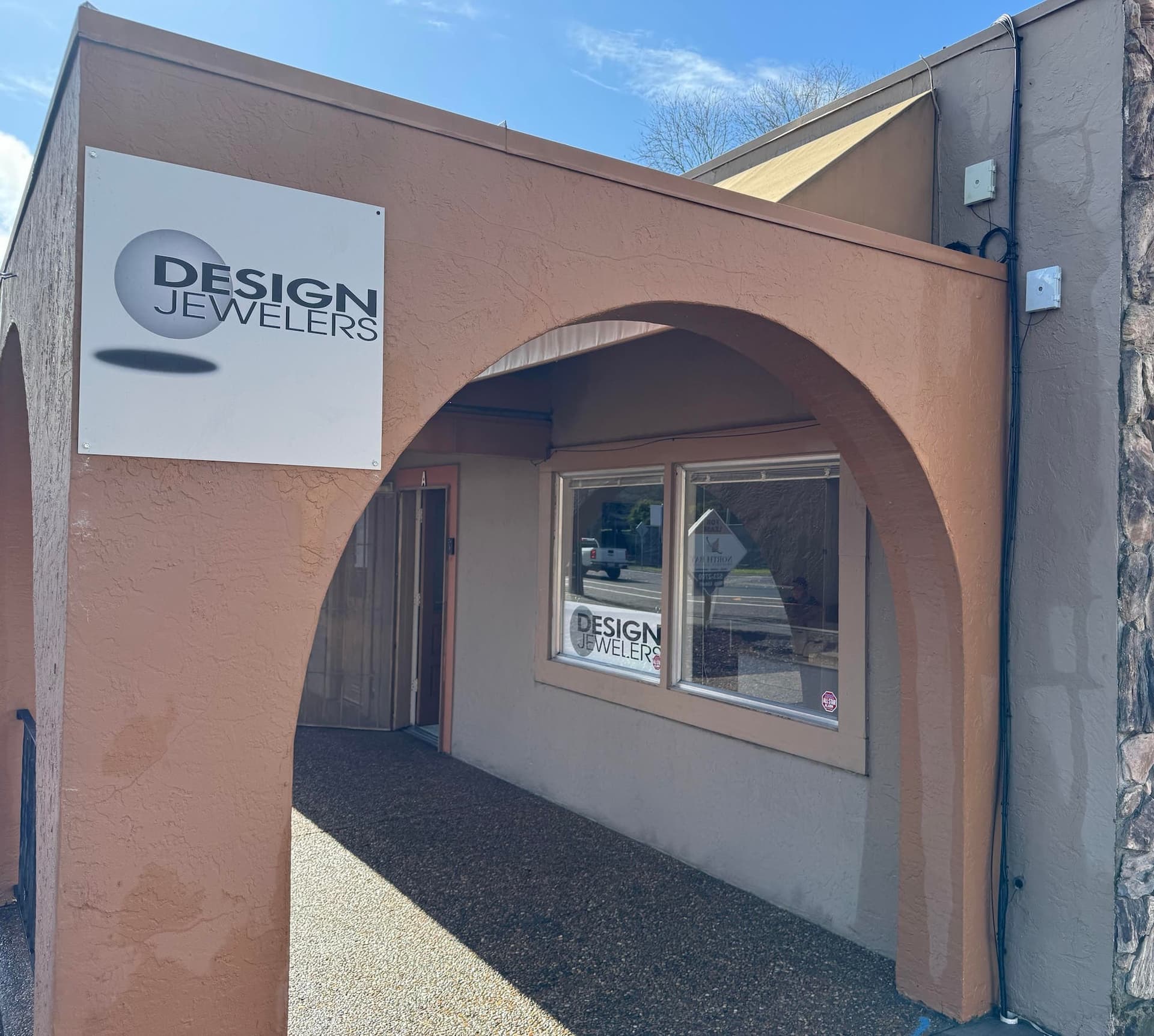 Ken Gray Moves Design Jewelers to Intimate Custom Studio in Santa Rosa