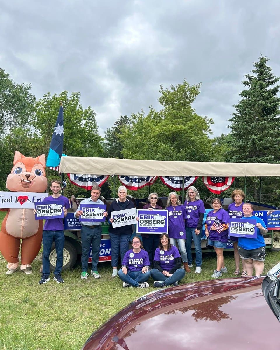 Osberg campaigns at Fergus Falls and Wadena summer festivals
