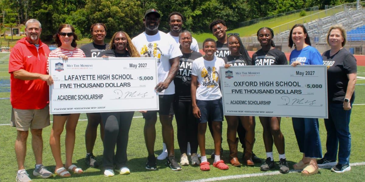 Metcalf family launches annual scholarships for Oxford, Lafayette seniors