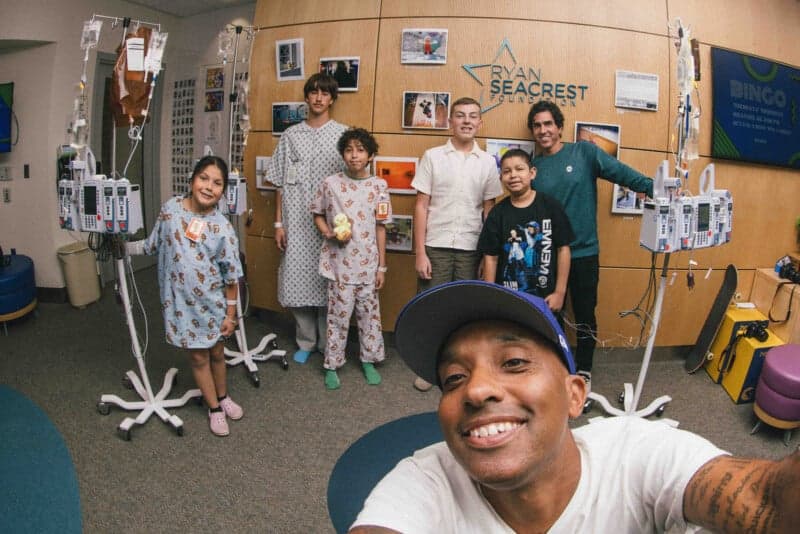 Atiba Jefferson inspires kids at Rady Children’s, judging Canon photo contest