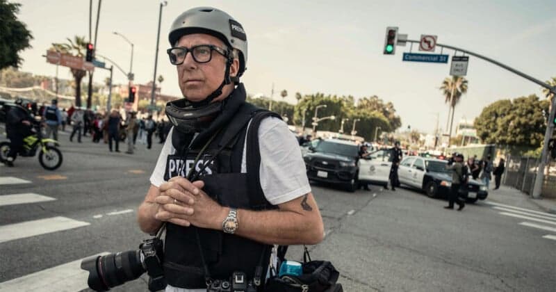 Pulitzer-winning photojournalist David Swanson returns to work after cancer battle