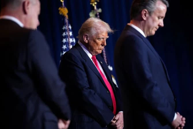 Trump presses faith politics at National Prayer Breakfast, calls May 17 Mall prayer