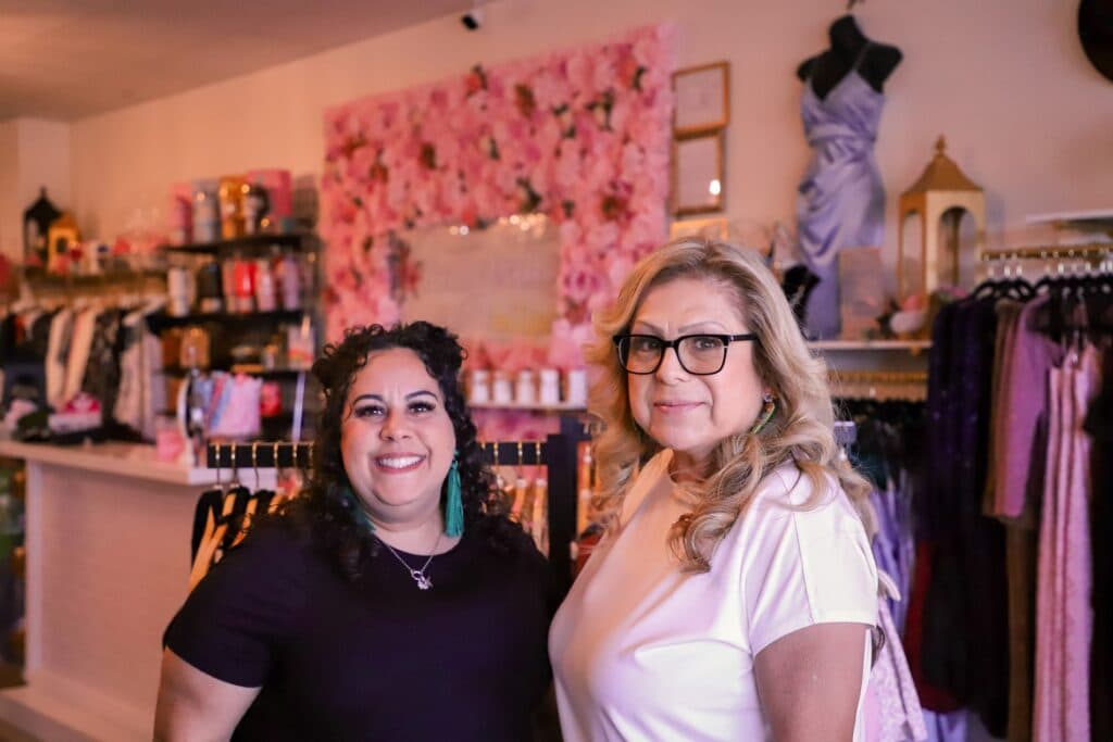 Pretty Petite Boutique Opens New Pahrump Storefront with Ribbon Cutting Ceremony