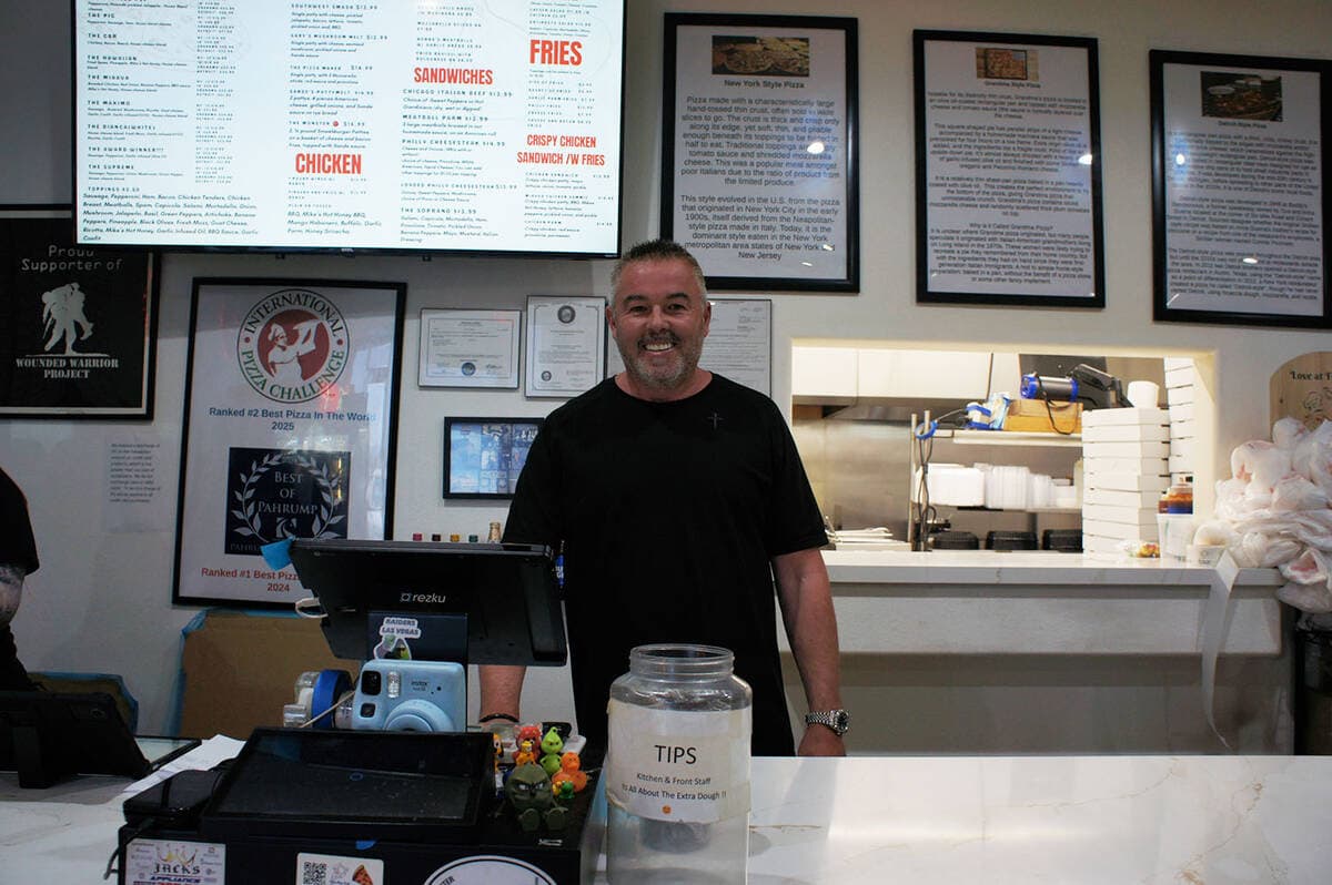 Pahrump pizza shop racks up more honors at International Pizza Expo