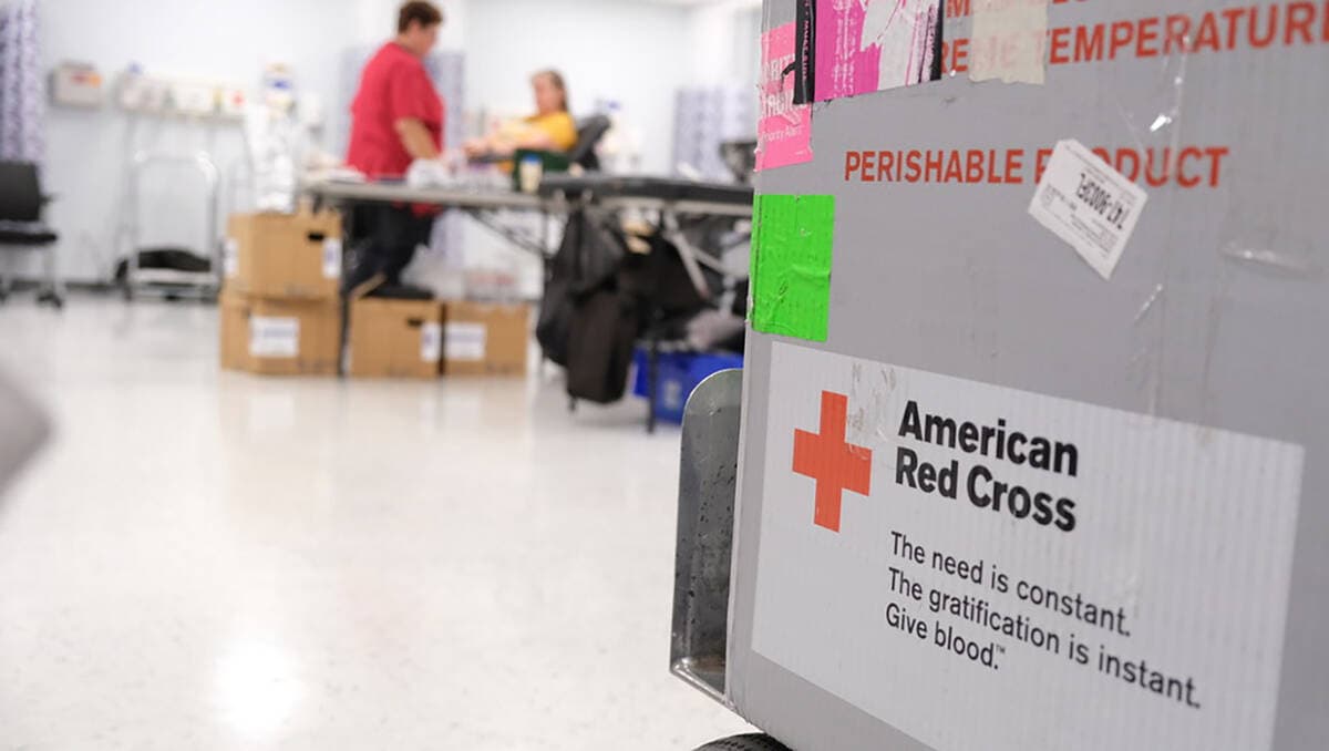 Red Cross offers gift cards to boost summer blood donations