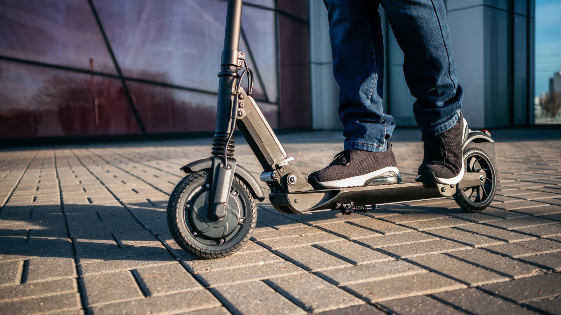 Raleigh tightens scooter rules as downtown sidewalk complaints rise
