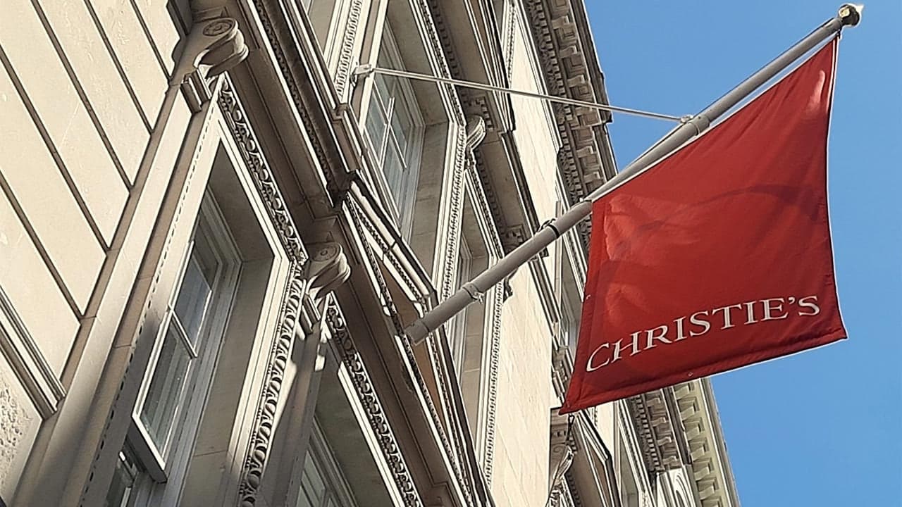 Christie’s Data Shows Auction Buyers Shift to Gemstones, Diamonds Stable