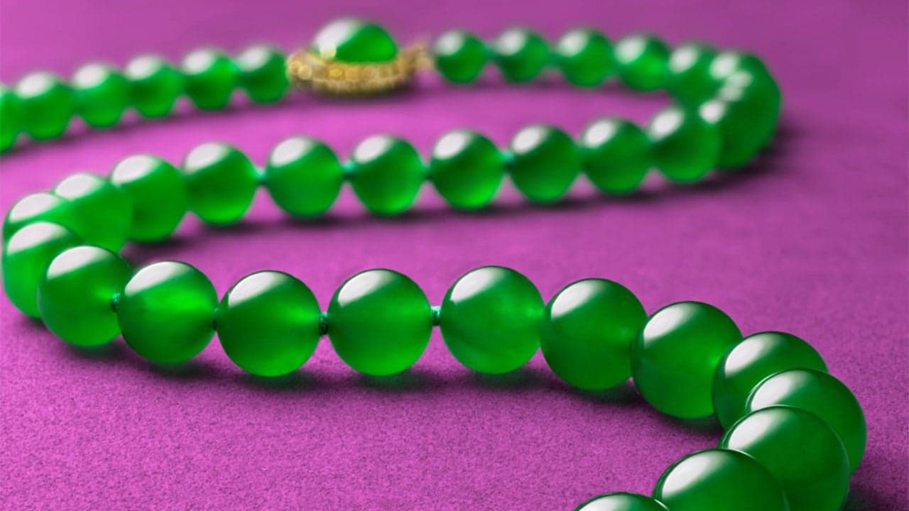 Christie’s jadeite necklace leads Hong Kong jewels sale at HK$200.2 million