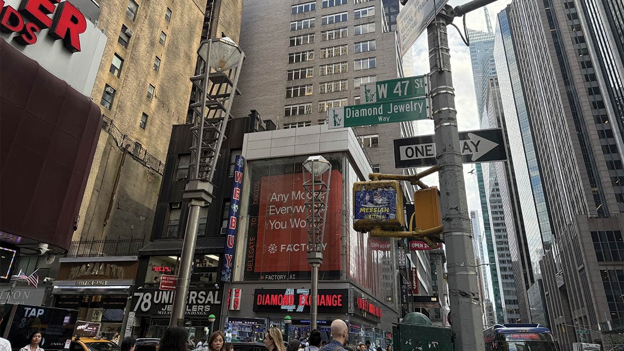 Manhattan diamond district sees lab-grown rings drive demand shift