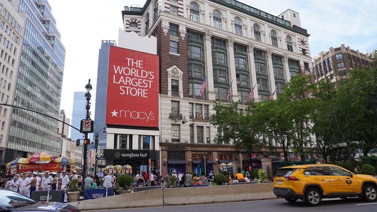 Macy’s jewelry sales help drive best quarter in four years