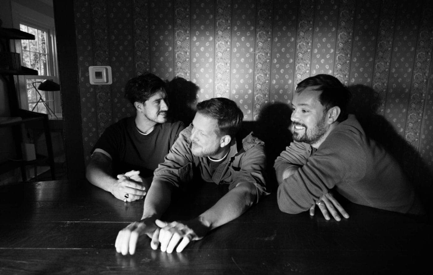 Mumford & Sons debut Prizefighter with star guests and world tour plans