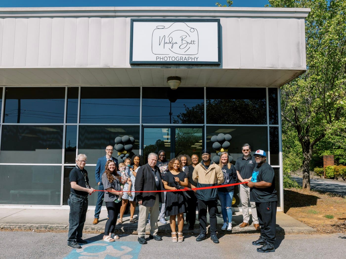 Nadja Britt Photography opens new Oxford studio with ribbon cutting