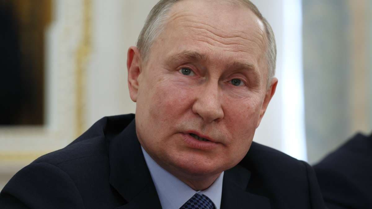 Putin Warns Russia Will Use Force to Achieve Ukraine Aims