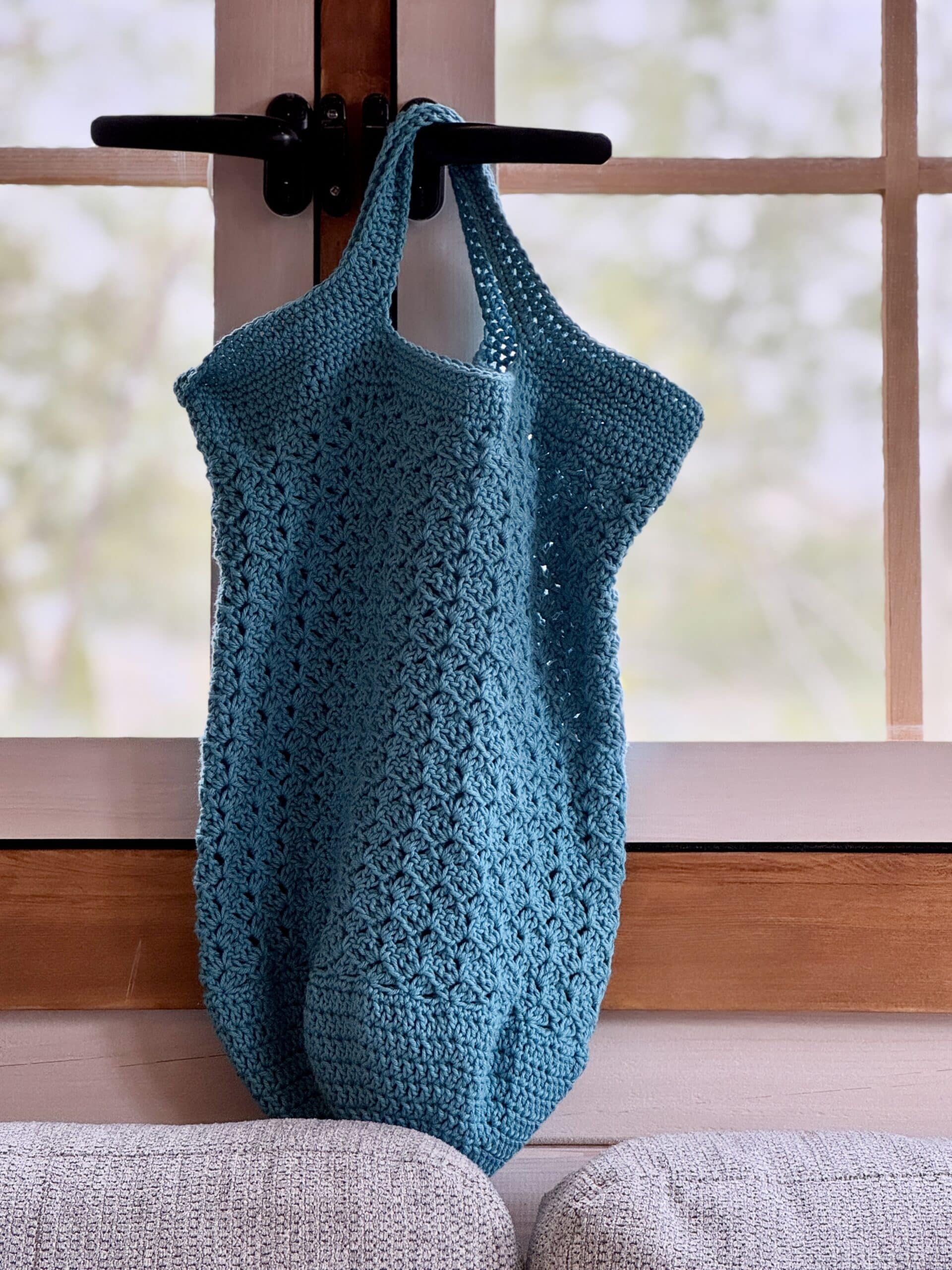 Rich Textures Crochet launches Beach Vibes bag in month-long crochet-along