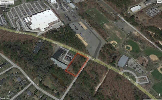 Riverhead Board Raises Concerns Over Pulaski Street Battery Storage Facility