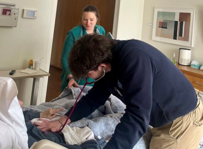 Suffolk County Community College Paramedic Students Start New York’s First Hospice Rotation