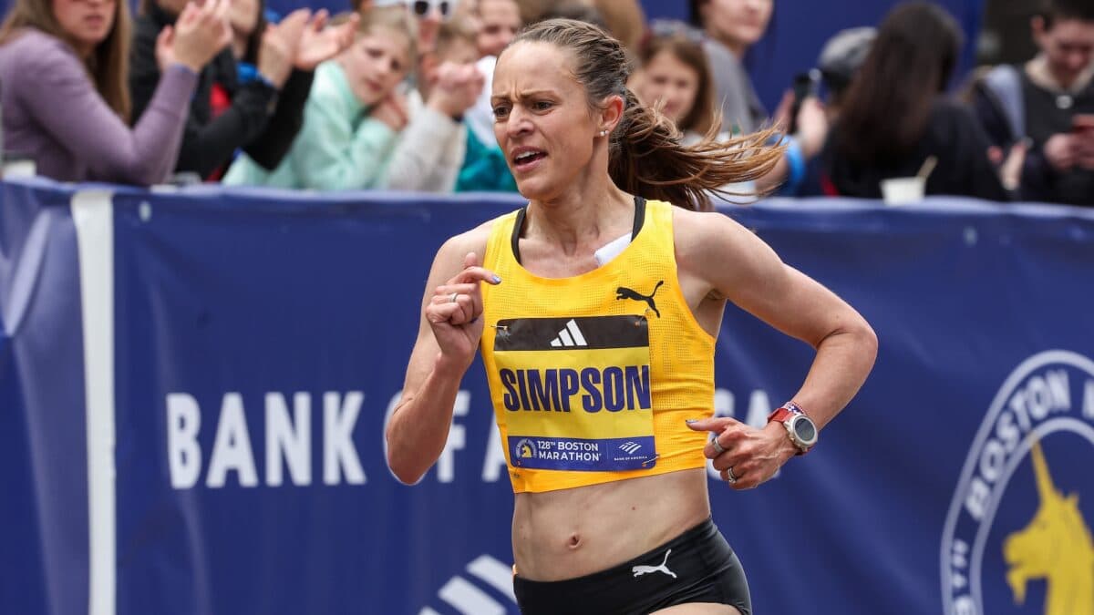 Oviedo native Jenny Simpson discharged after cardiac arrest scare