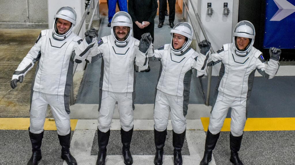 NASA orders astronauts into Crew Dragon during ISS air leak repairs