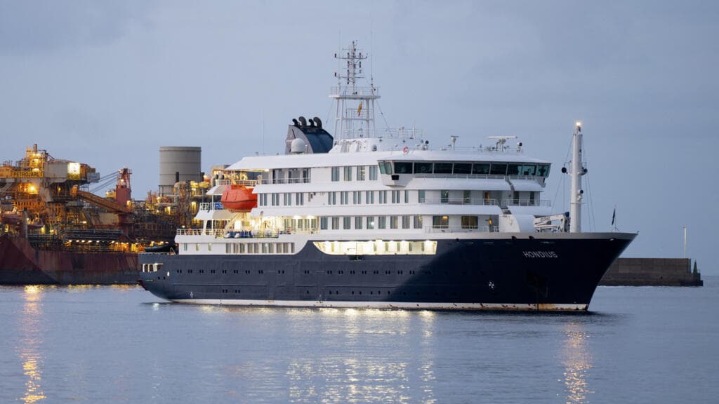 Hantavirus-linked cruise ship arrives in Canary Islands for passenger evacuations