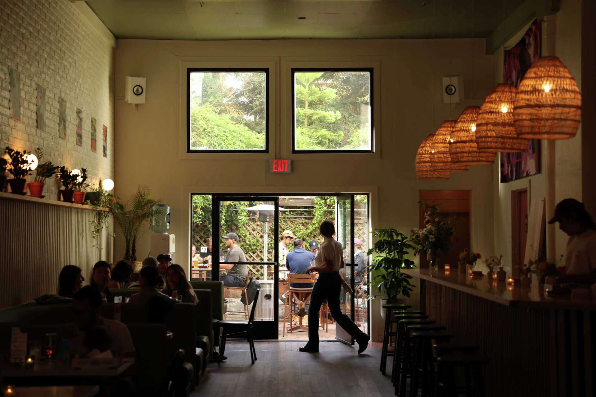 Woods Beer & Wine Co. opens taproom and cafe in Fisherman’s Wharf