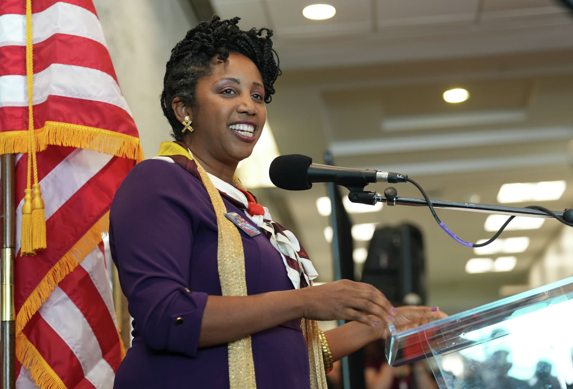 More than 400 applied for Harris County administrator job
