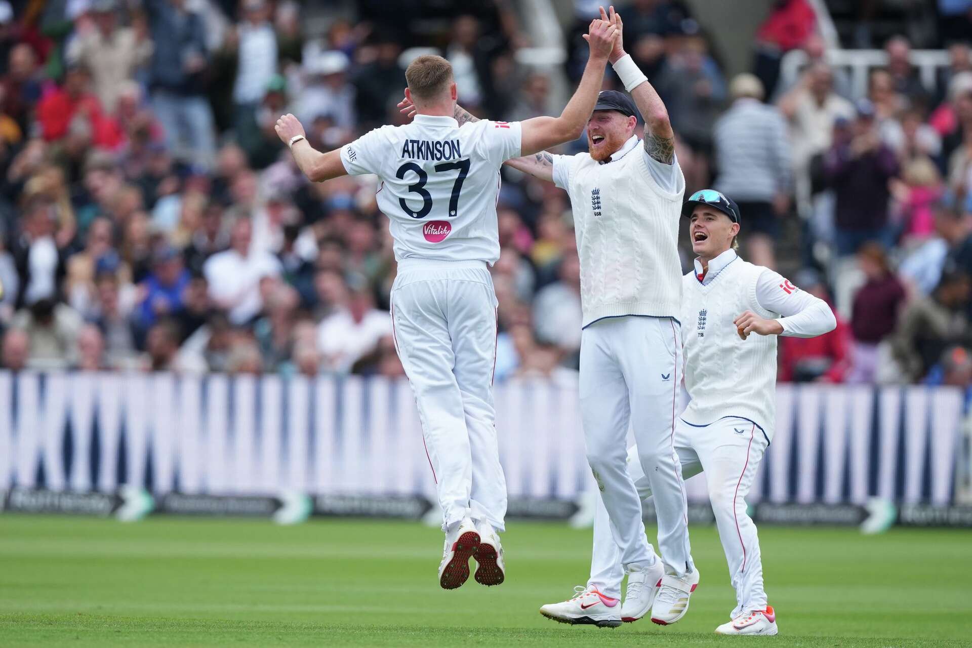 Atkinson takes five as England beat New Zealand by 115 runs at Lord's