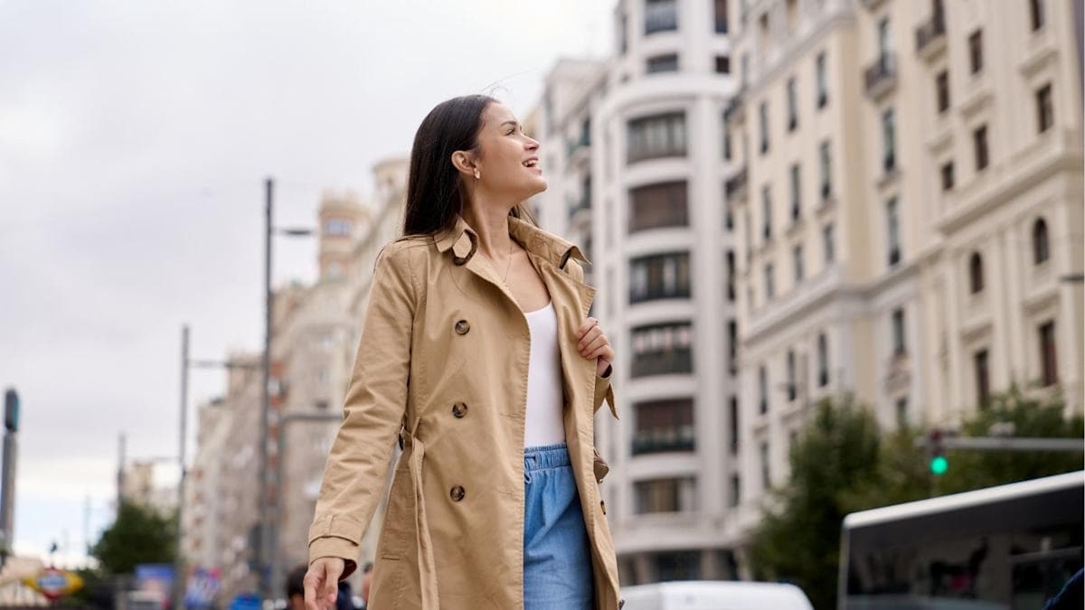Cropped Jackets Flatter Petite Frames and Elongate Spring Silhouettes