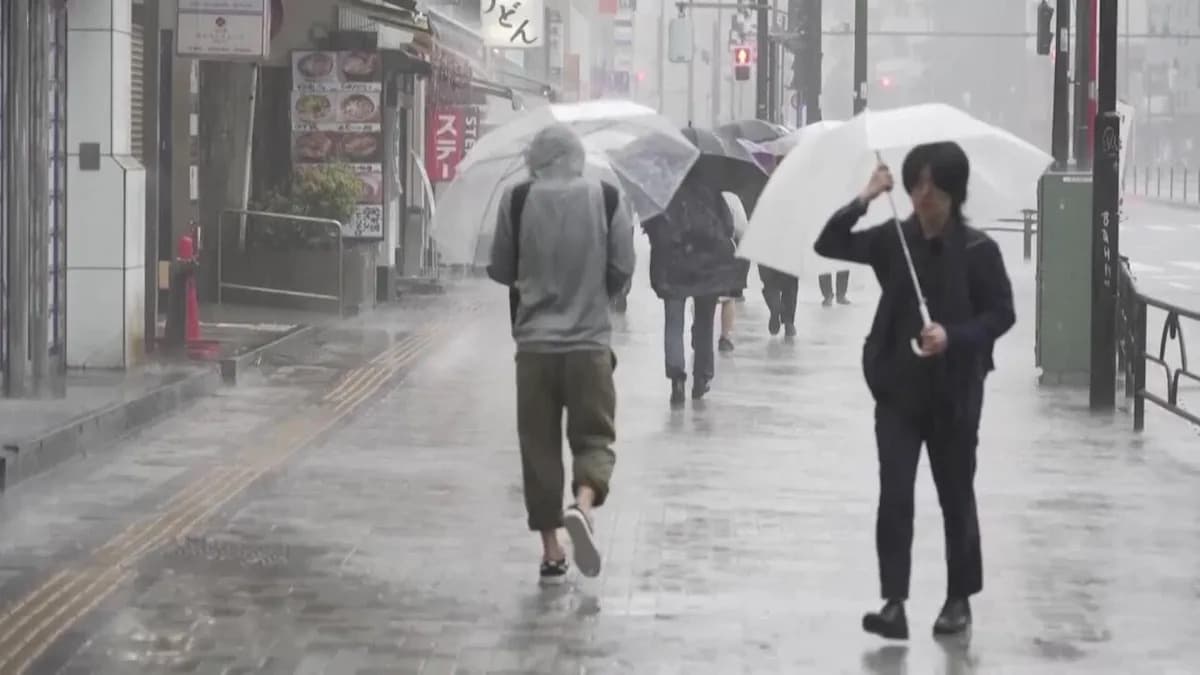 Torrential rain from Tropical Storm Jangmi floods Tokyo, prompts evacuations