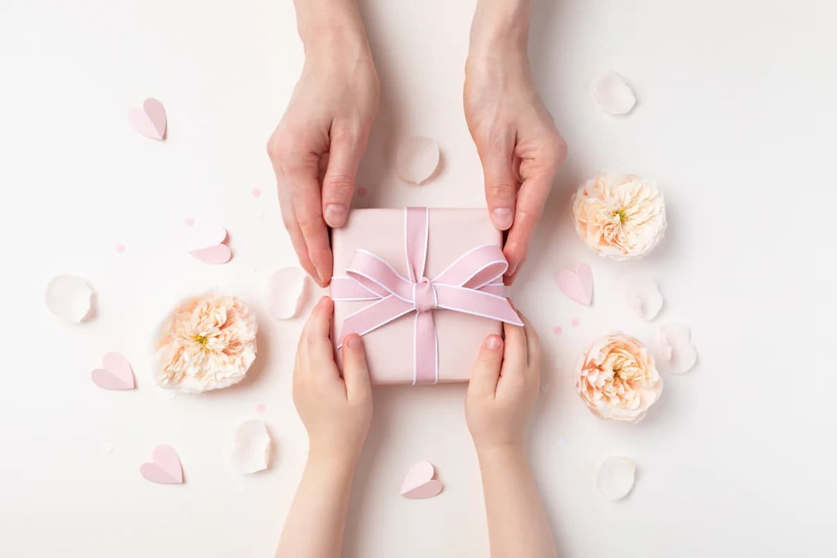 10 Thoughtful Mother’s Day Gifts Under $100 That Feel Special