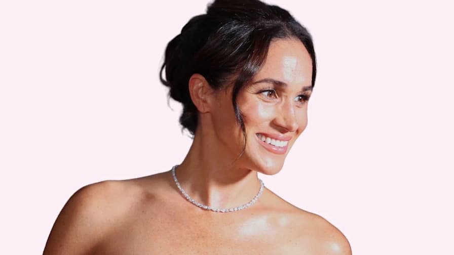 Meghan Markle Skips Engagement Ring at Beverly Hills Gala, Fueling Upgrade Rumors