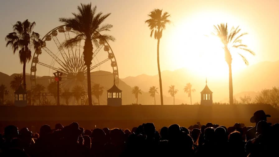 Sydney Sweeney’s SB Necklace at Stagecoach Hints at Scooter Braun Romance