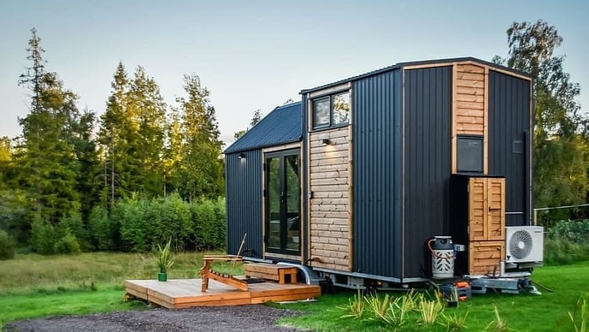 Swedish fairytale tiny house turns tiny living into a destination